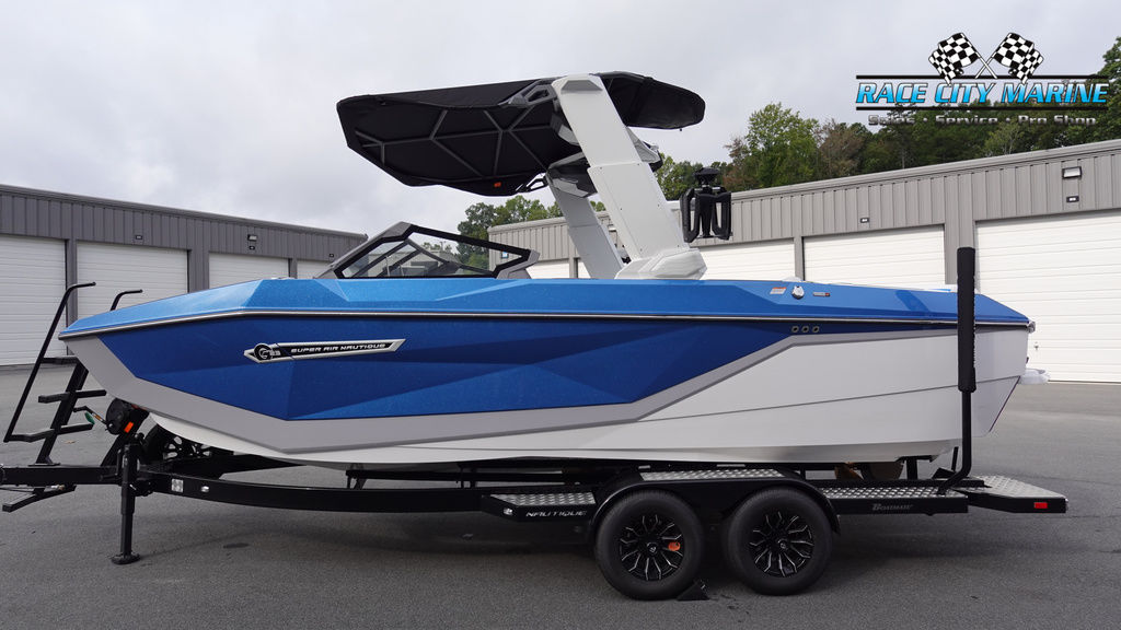 boat.Title