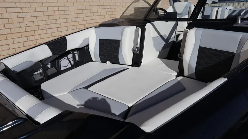 2025 MALIBU WAKESETTER 24 MXZ