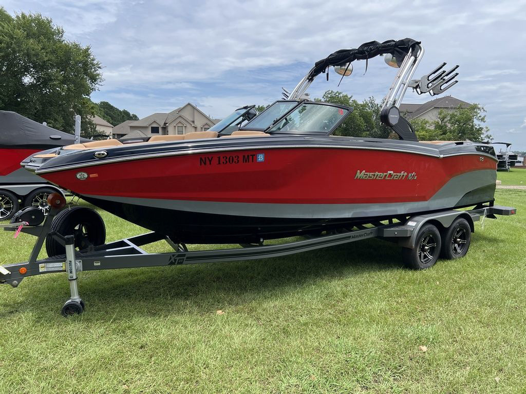2022 MasterCraft NXT24