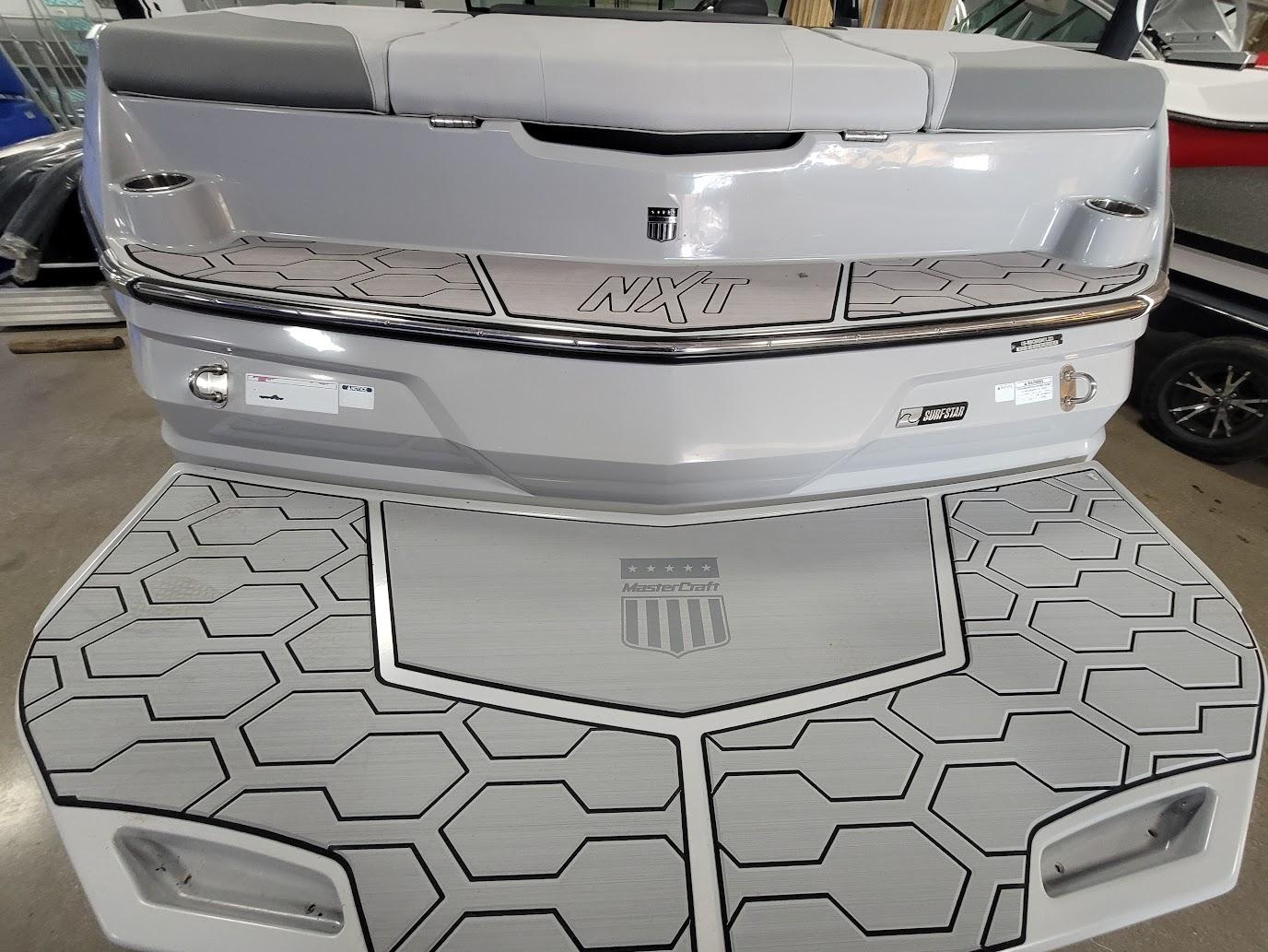 2023 MasterCraft NXT23