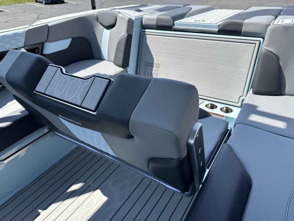 2025 MasterCraft XT23