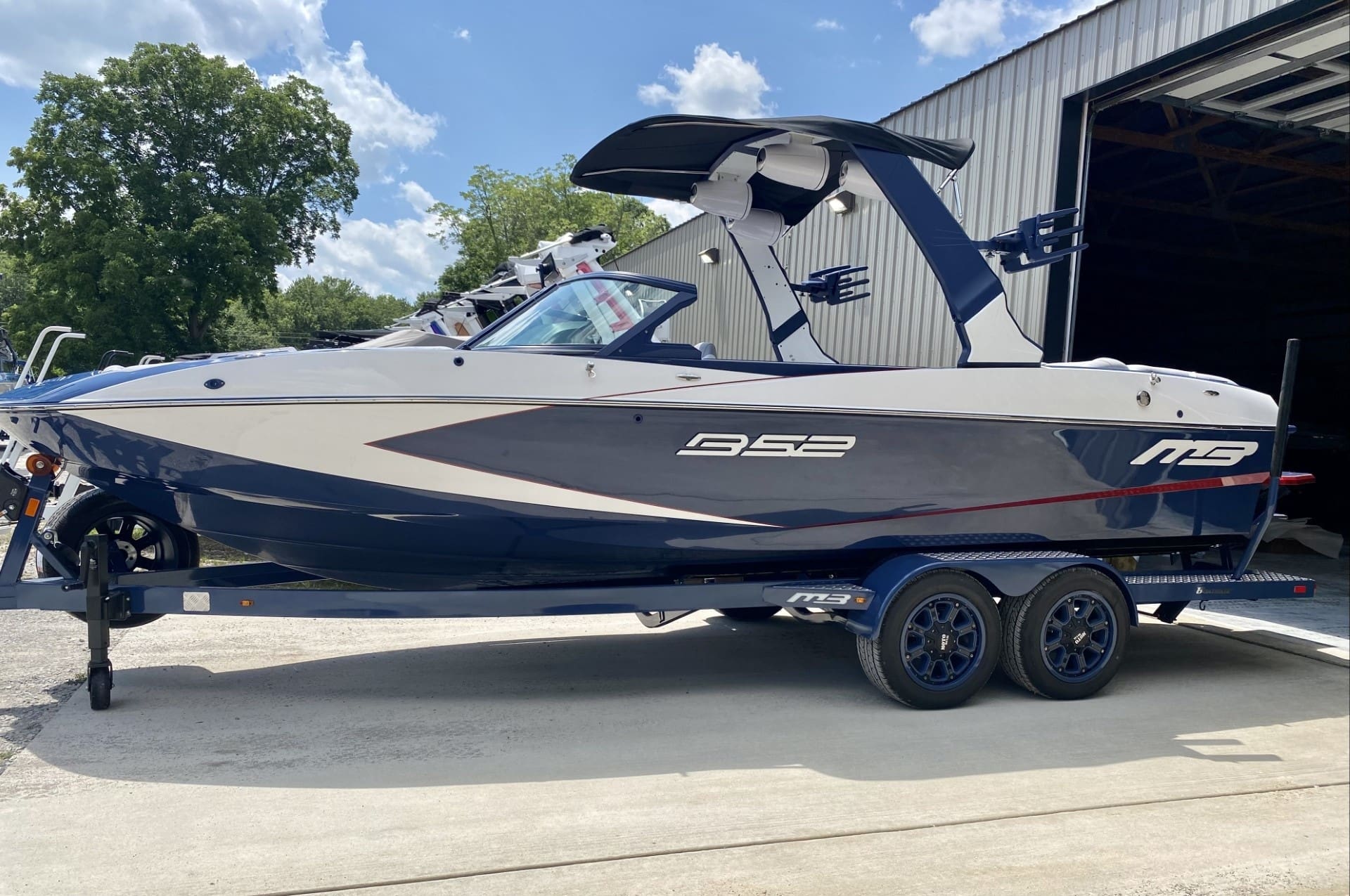 boat.Title