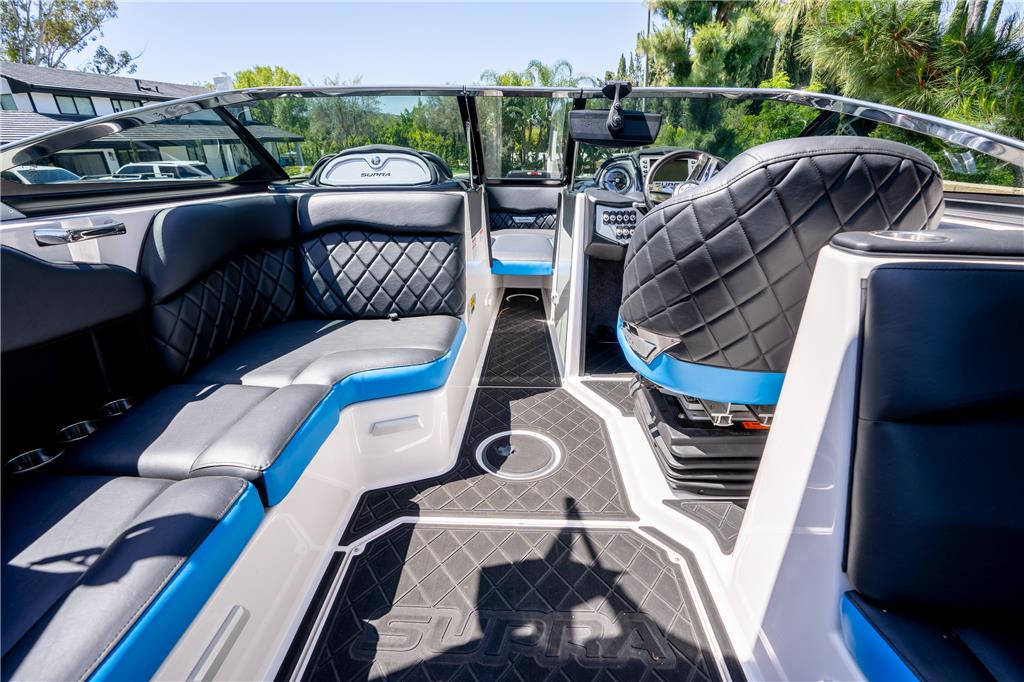 2015 SUPRA SG400 SURF/WAKE BOAT
