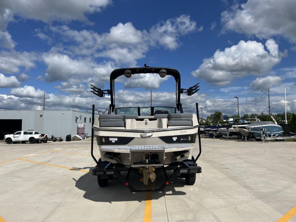 2025 MasterCraft XT20