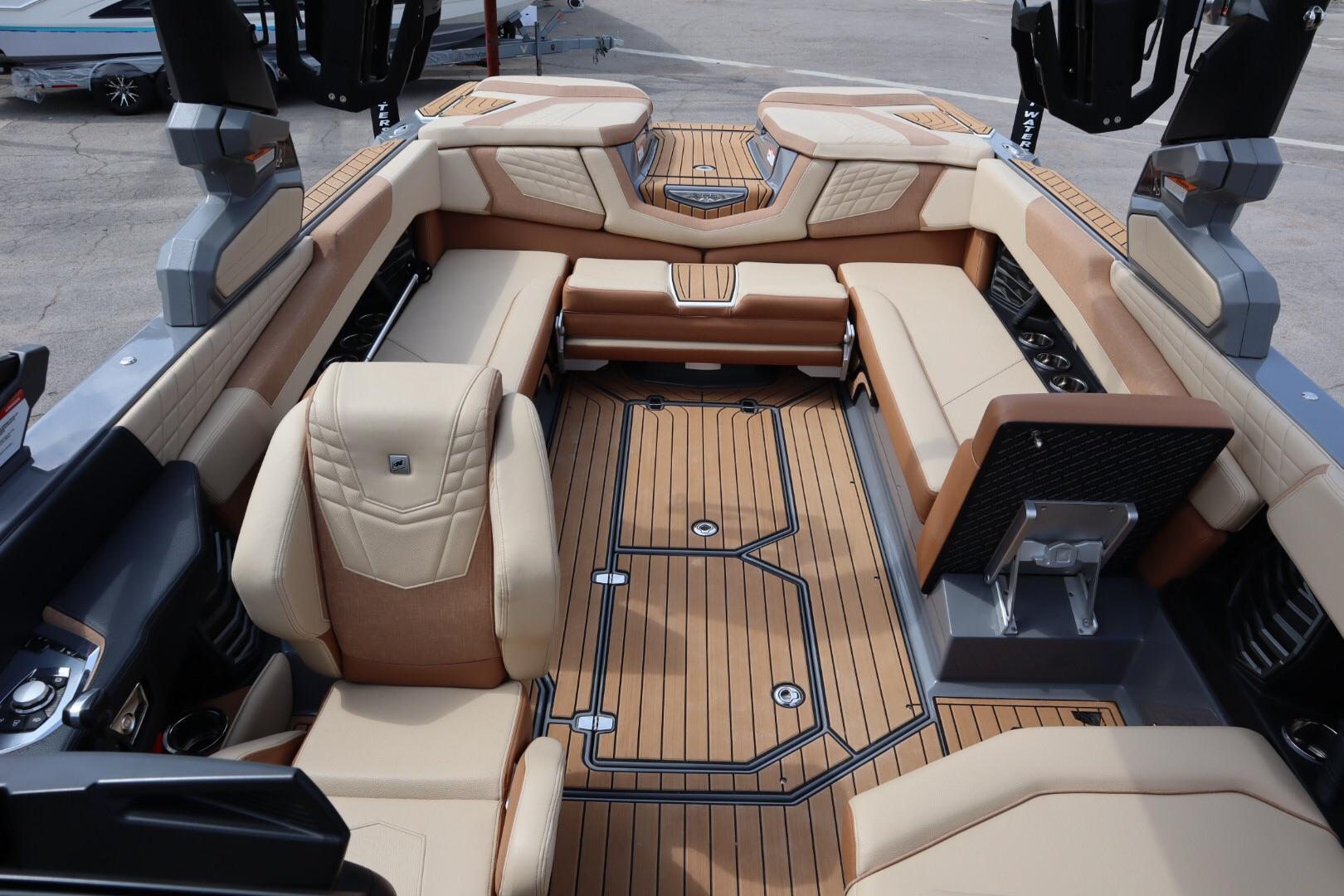 Super Air Nautique G25