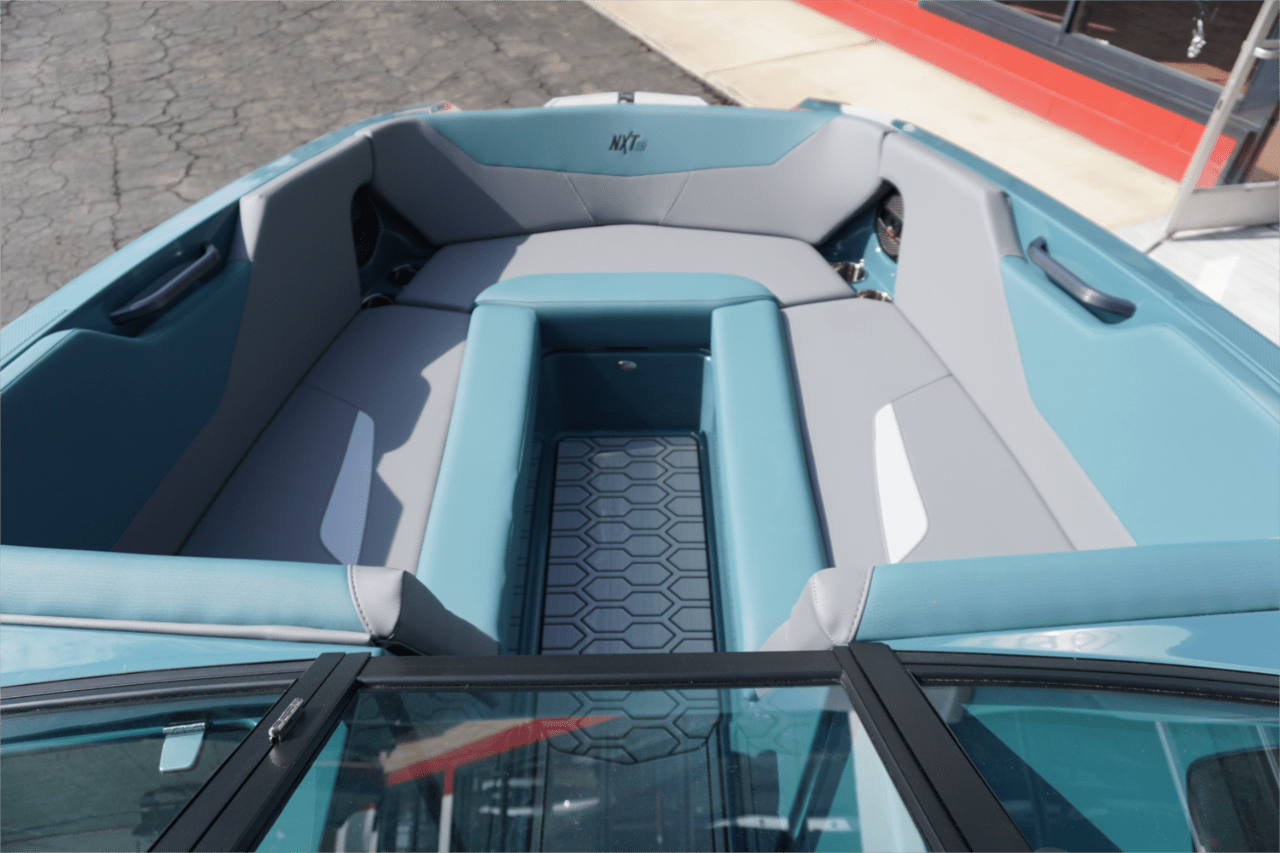 2025 MasterCraft NXT24