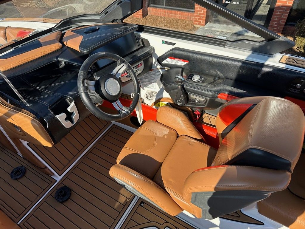 2019 Nautique Super Air Nautique G23