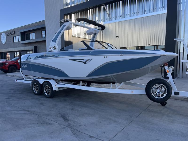 boat.Title