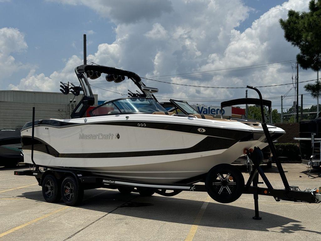 2024 MasterCraft X24