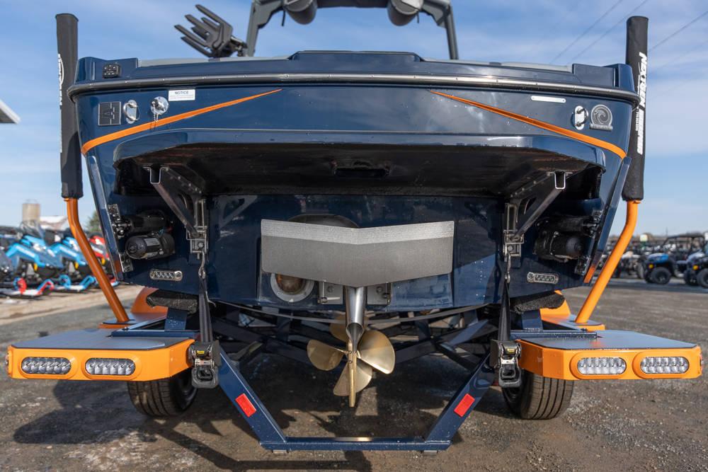2024 Axis Wake Research T220