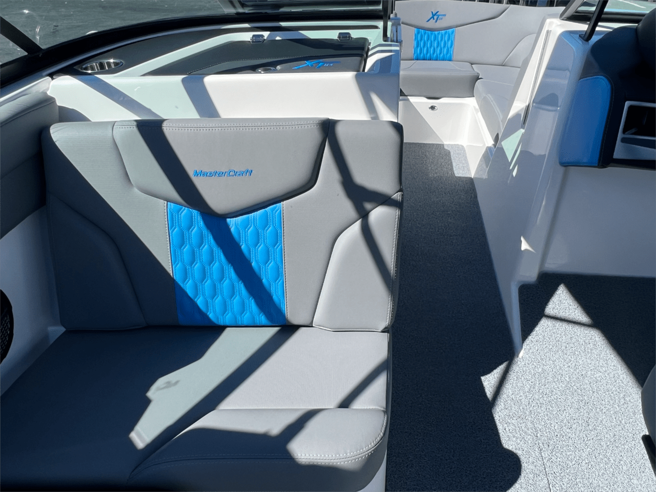 2024 MasterCraft XT24