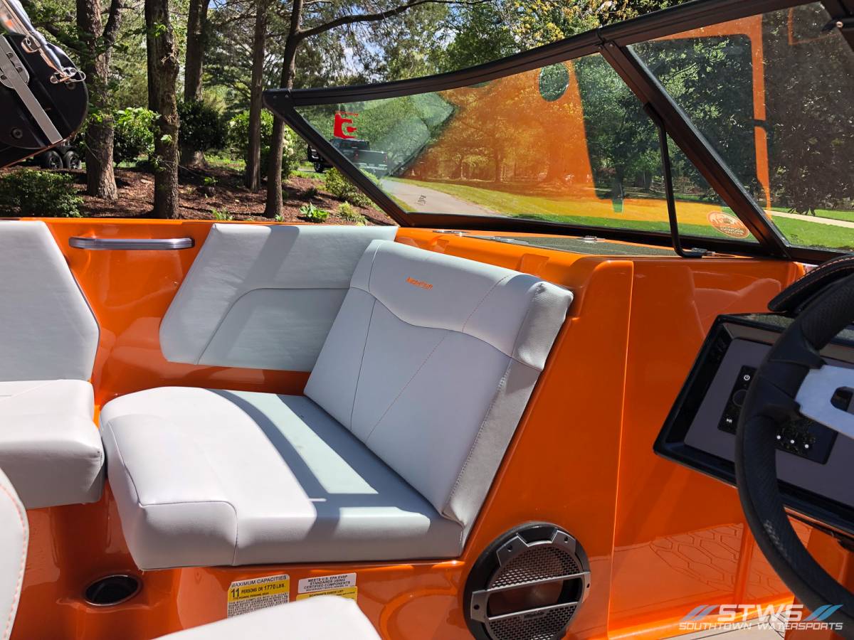 2022 MasterCraft NXT20