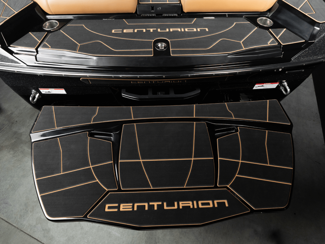 2025 Centurion Ri230 – Black Metal Flake / Gunmetal Flake