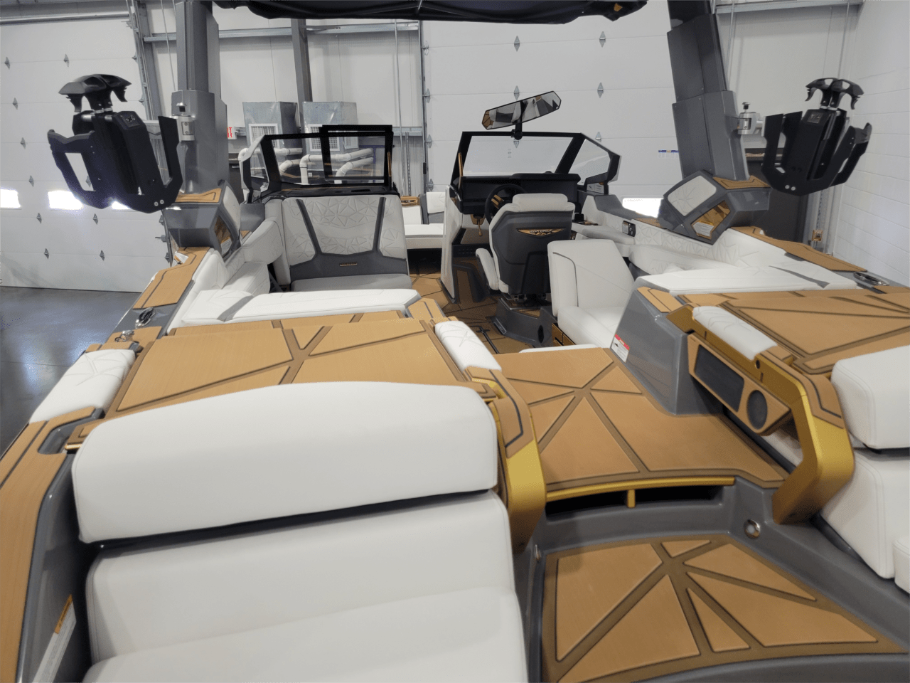 LOW LOW HOURS! 2024 Nautique Paragon G23 For Sale!