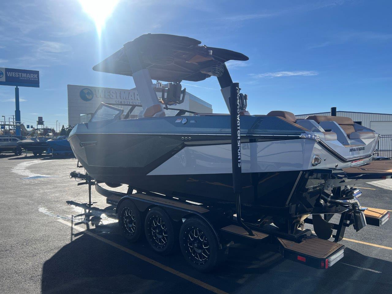 2025 Nautique G23