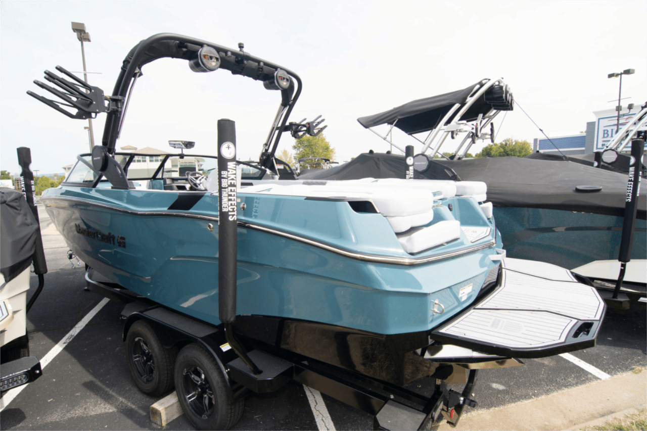 2025 Mastercraft XT24