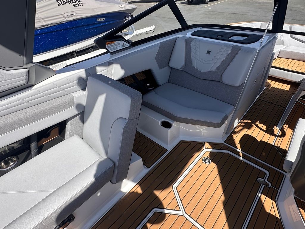 2024 Nautique Super Air Nautique G23