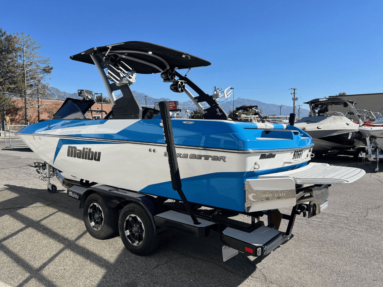 2019 Malibu Wakesetter MLX