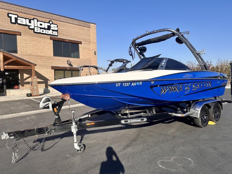 2013 Malibu Wakesetter 21 VLX