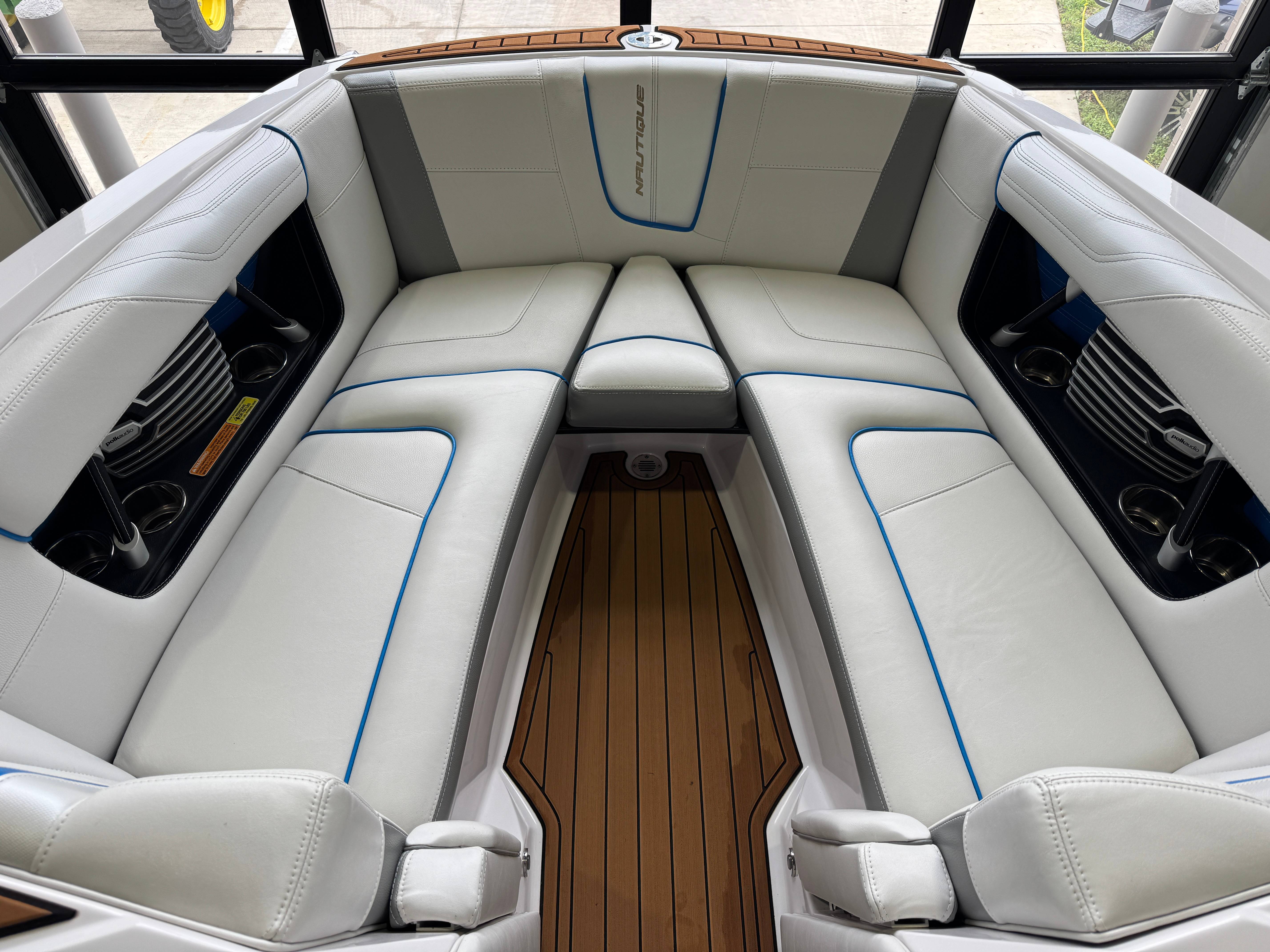 2013 Nautique Super Air Nautique