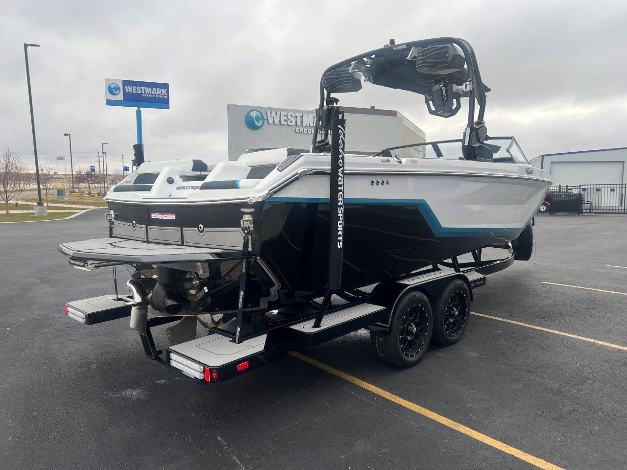 2025 Nautique GS24