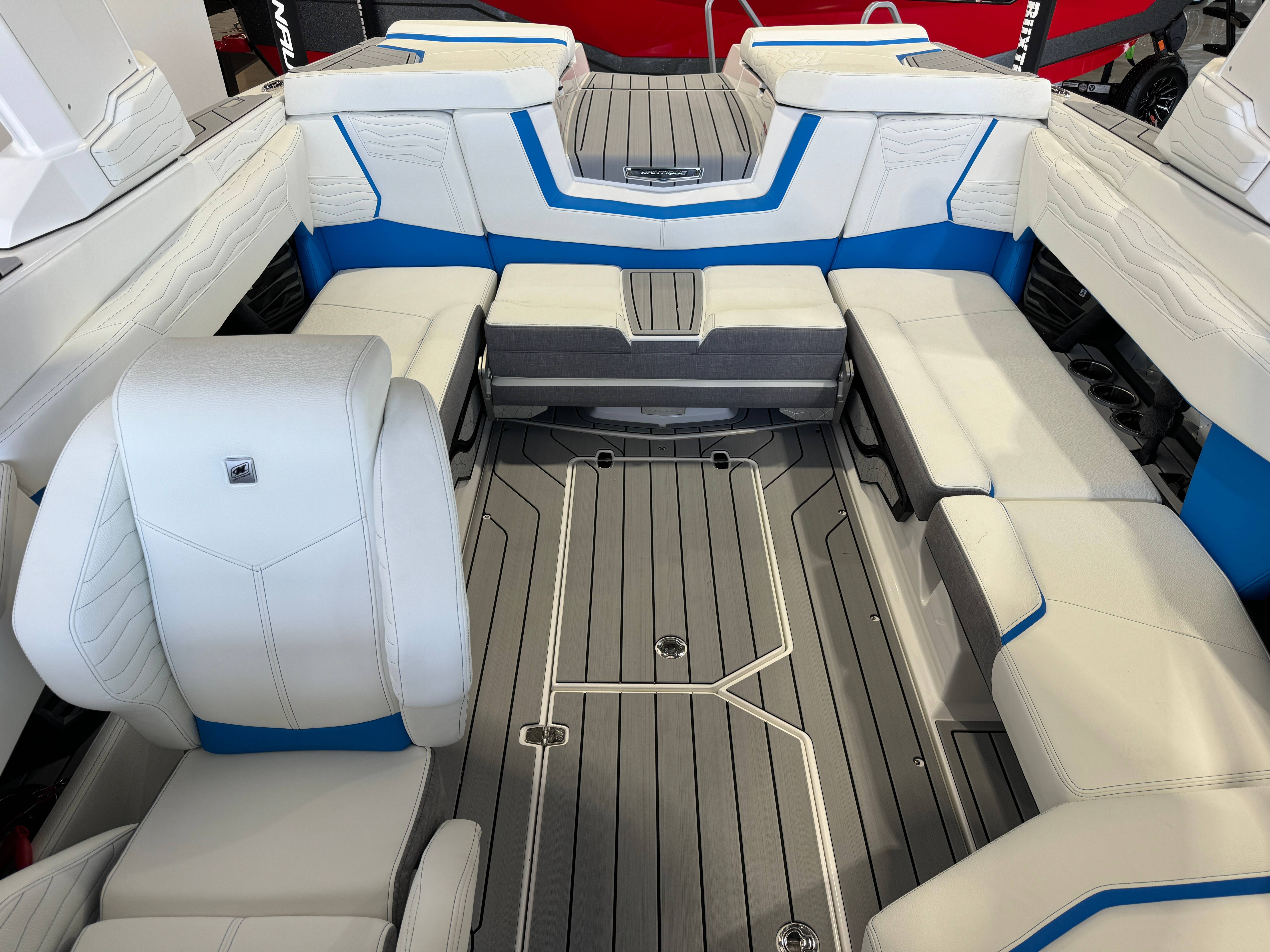 2025 Nautique Super Air Nautique G23