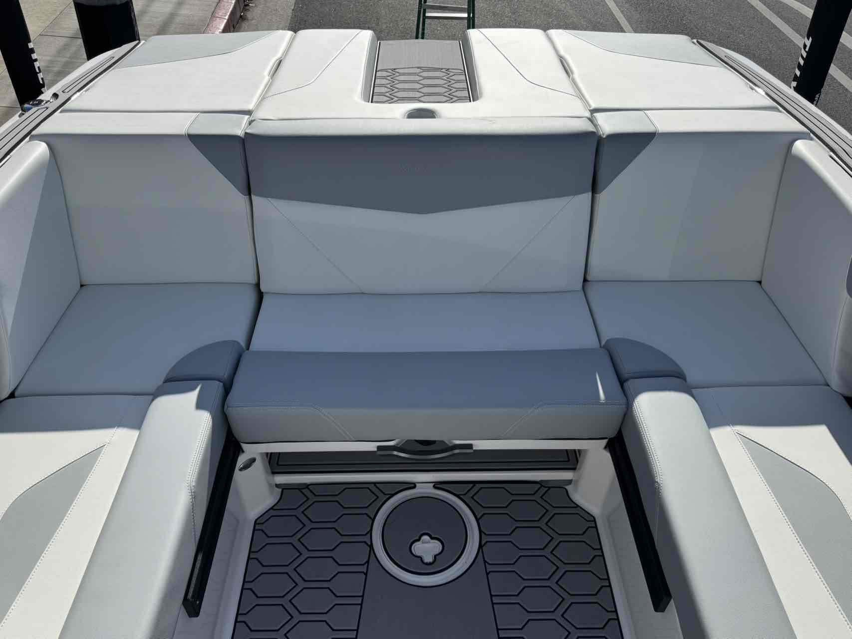 2025 MasterCraft NXT21
