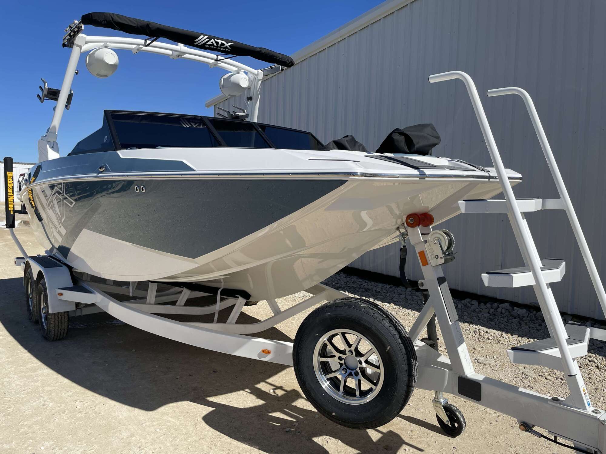 boat.Title