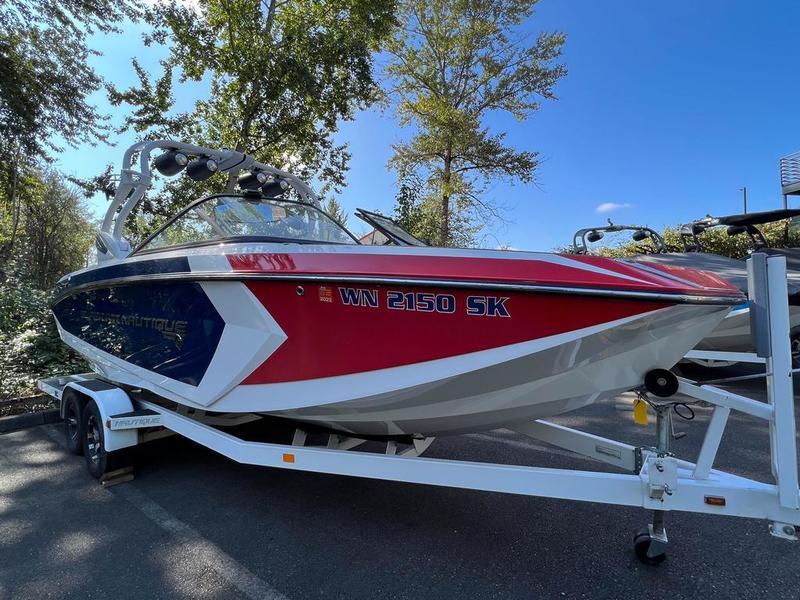 boat.Title