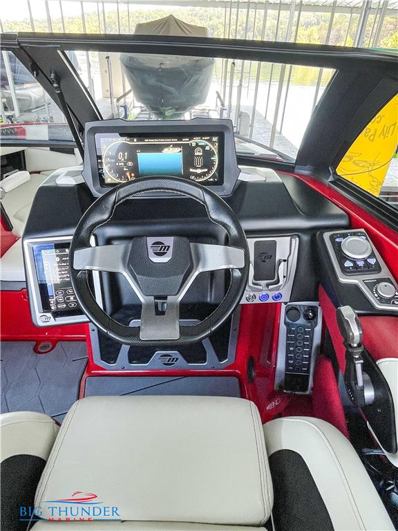 2022 Malibu M220