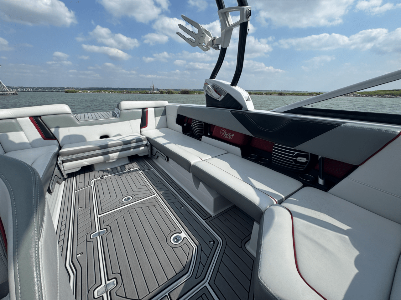 2013 Nautique Super Air G25
