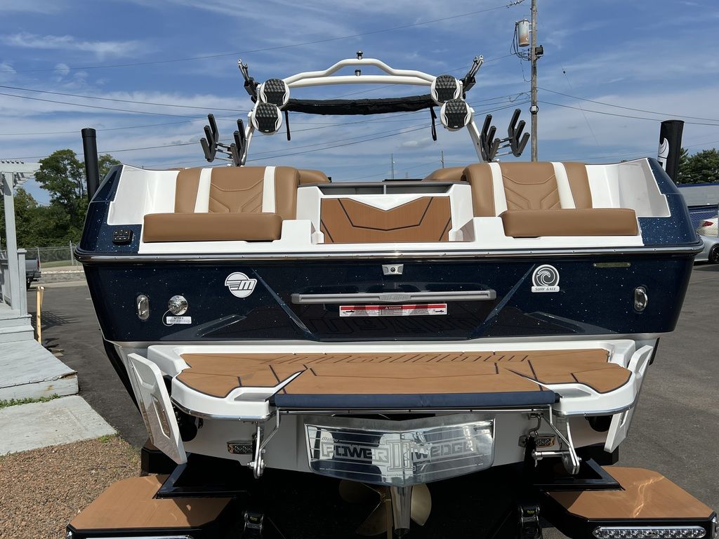 2025 Malibu Boats 25 LSV