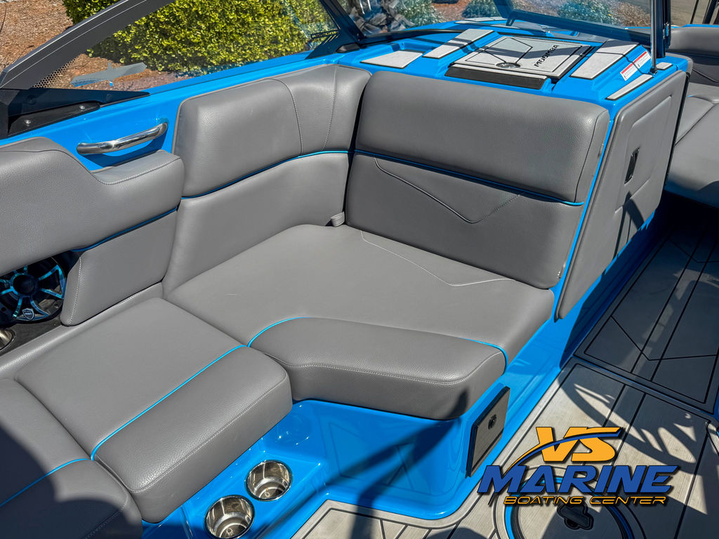 2022 MOOMBA Makai