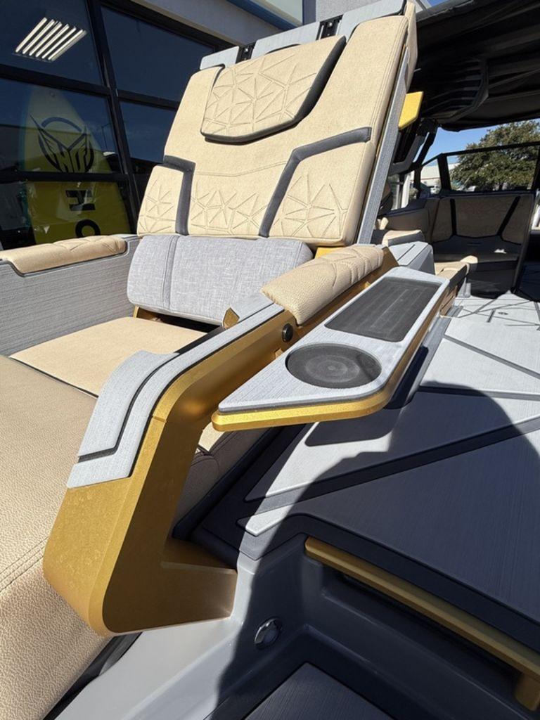 2025 nautique G25-Paragon-Centennial-Edition