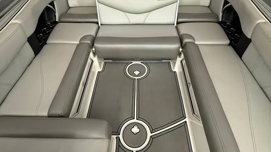 2016 MasterCraft X46