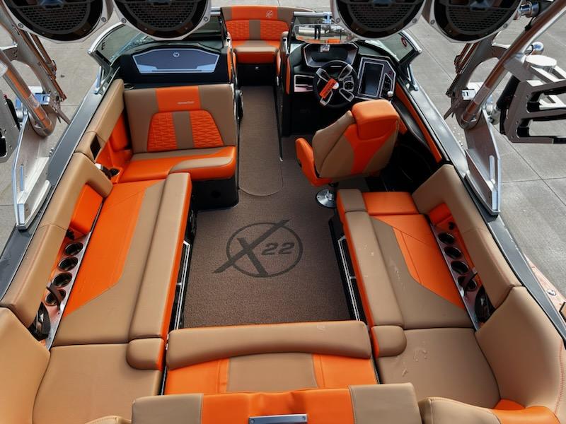 2021 MasterCraft X22