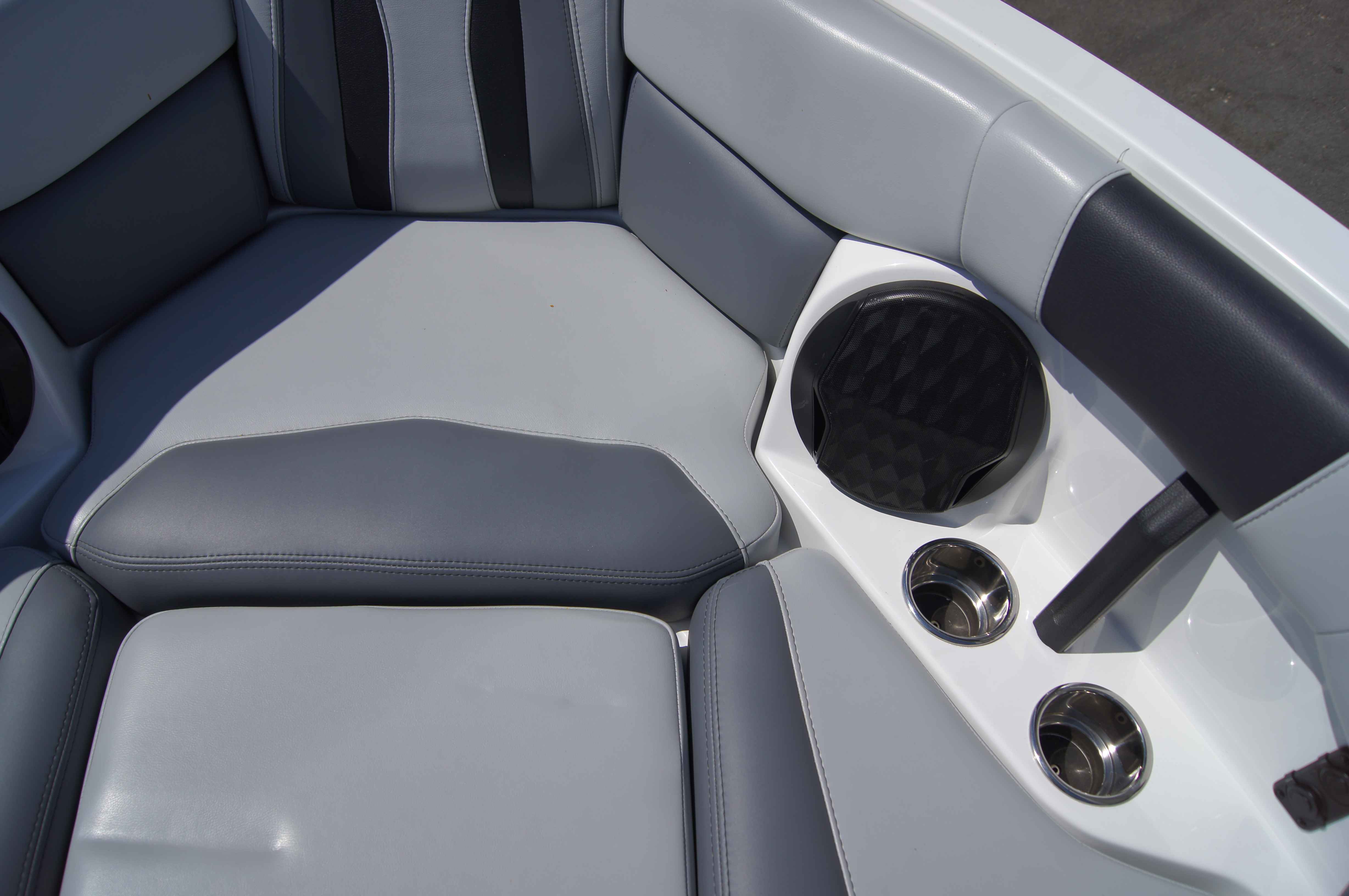 2023 MALIBU 22LSV