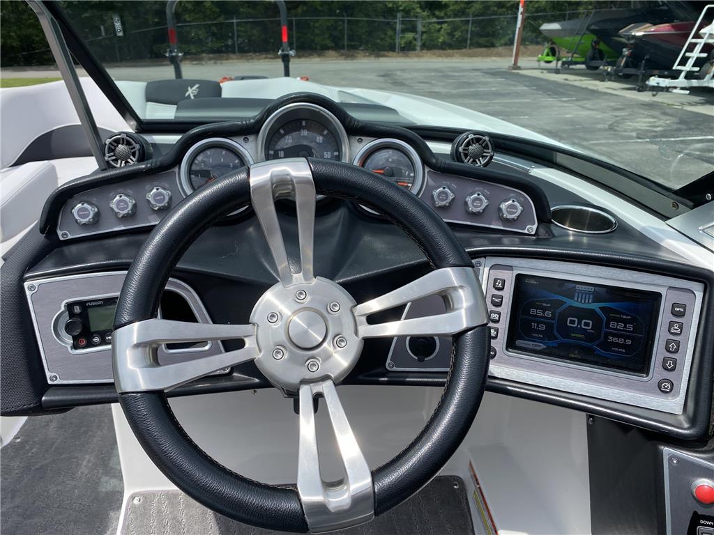 2017 MasterCraft X46