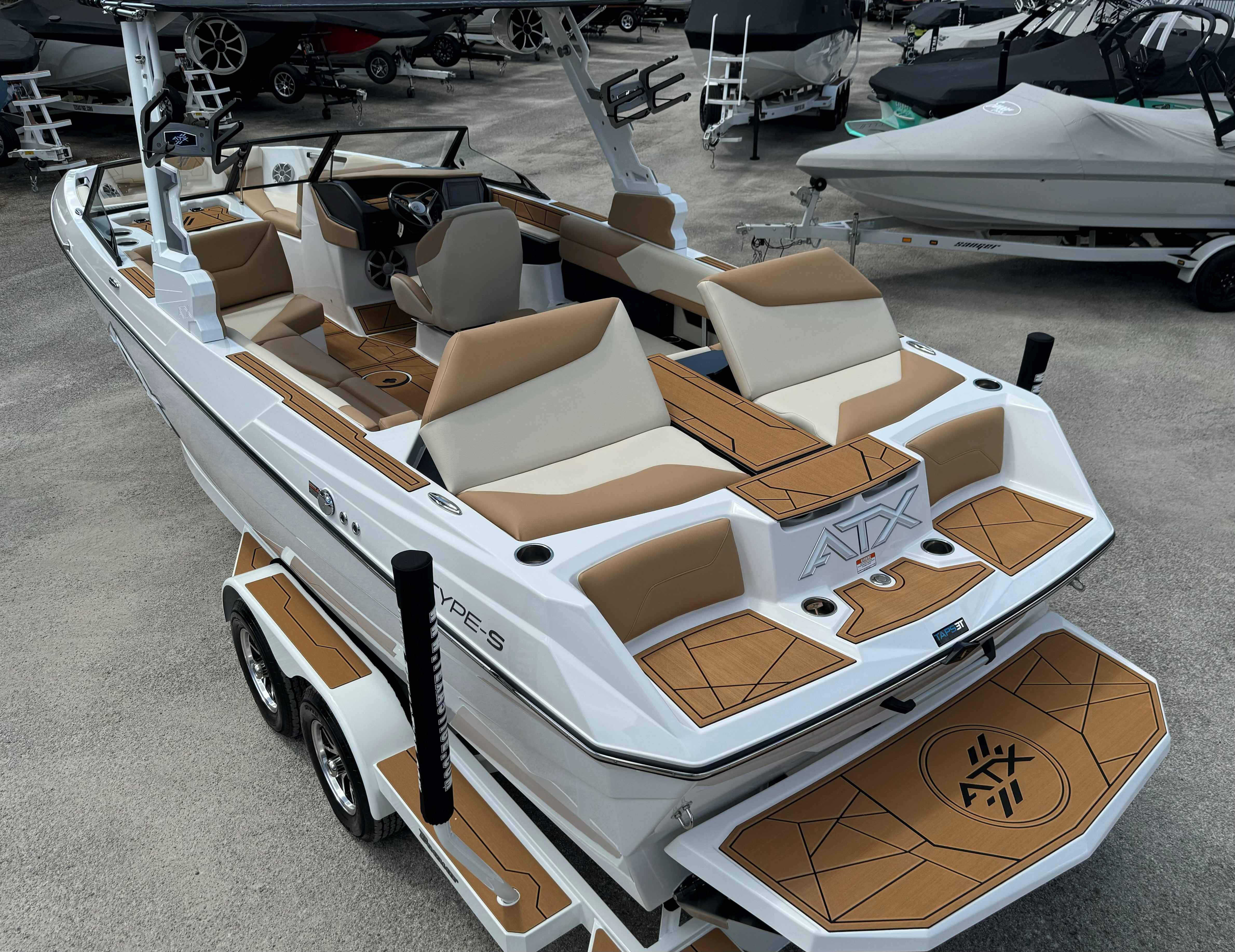 boat.Title