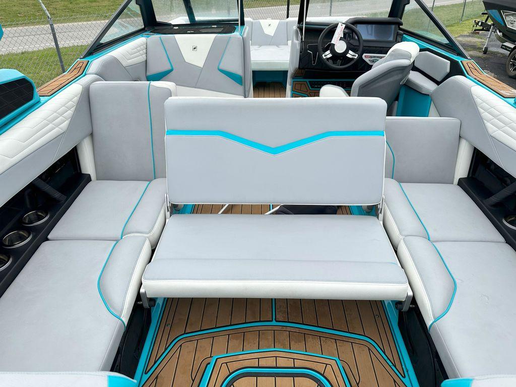 2022 Nautique S23