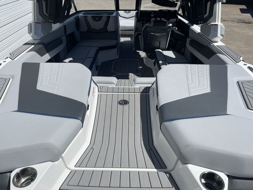 2022 Nautique Super Air Nautique G23