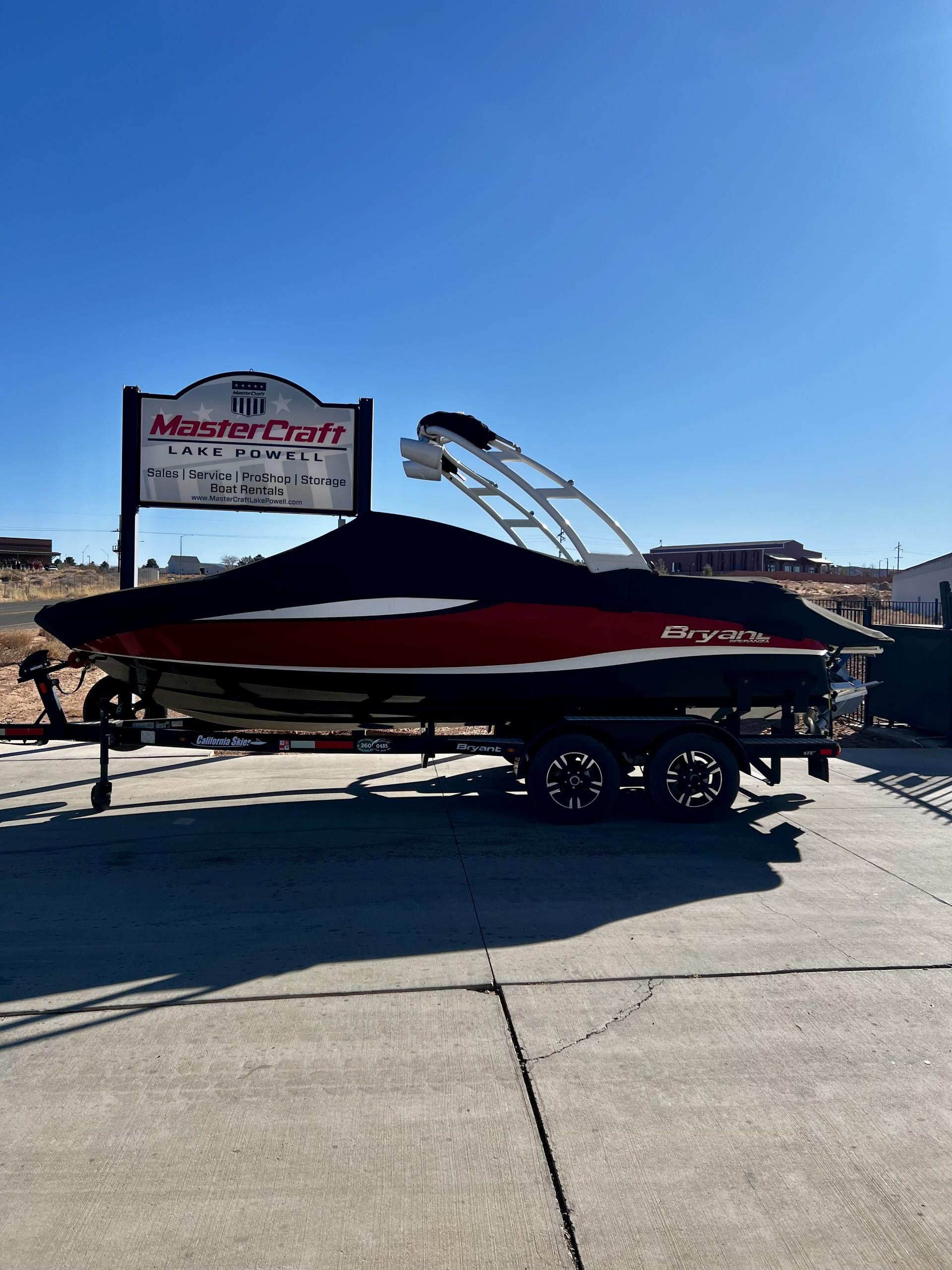 2019 Bryant Boats Speranza Surf
