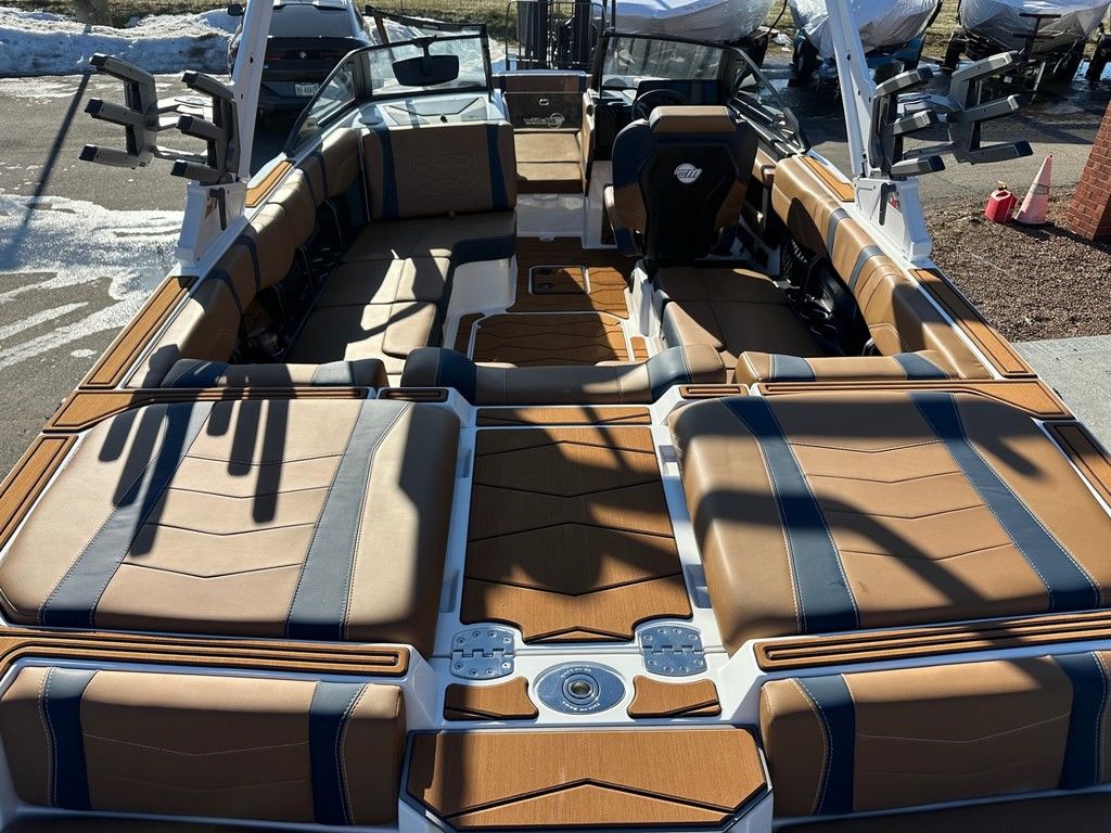 2025 Malibu Boats 23 MXZ