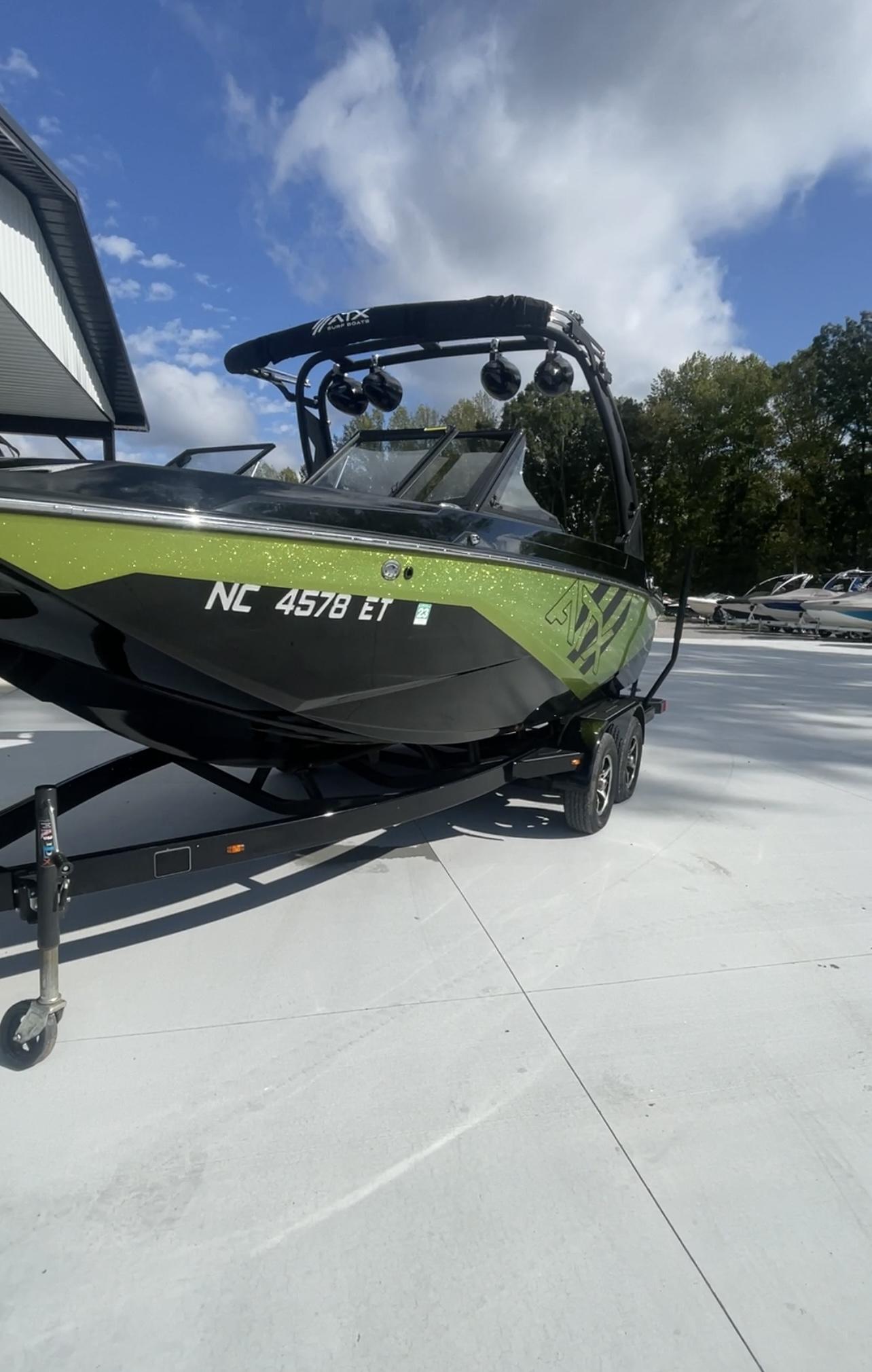 boat.Title