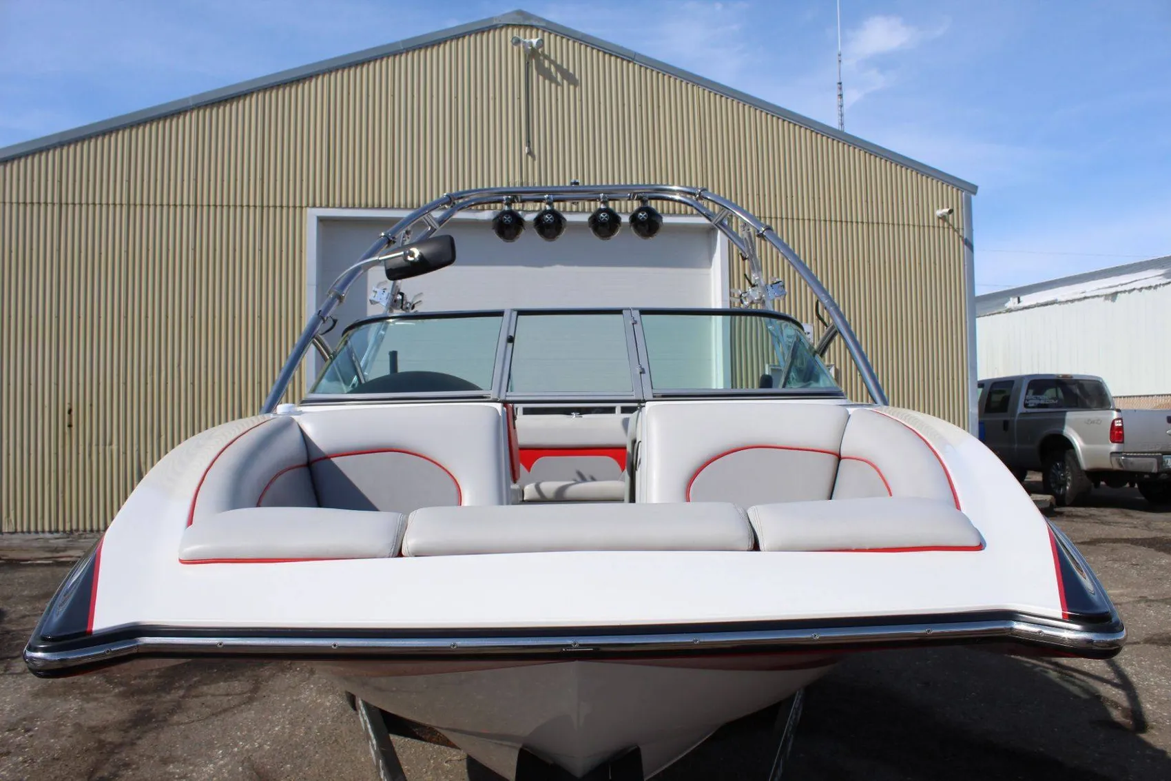 2011 Supreme V226