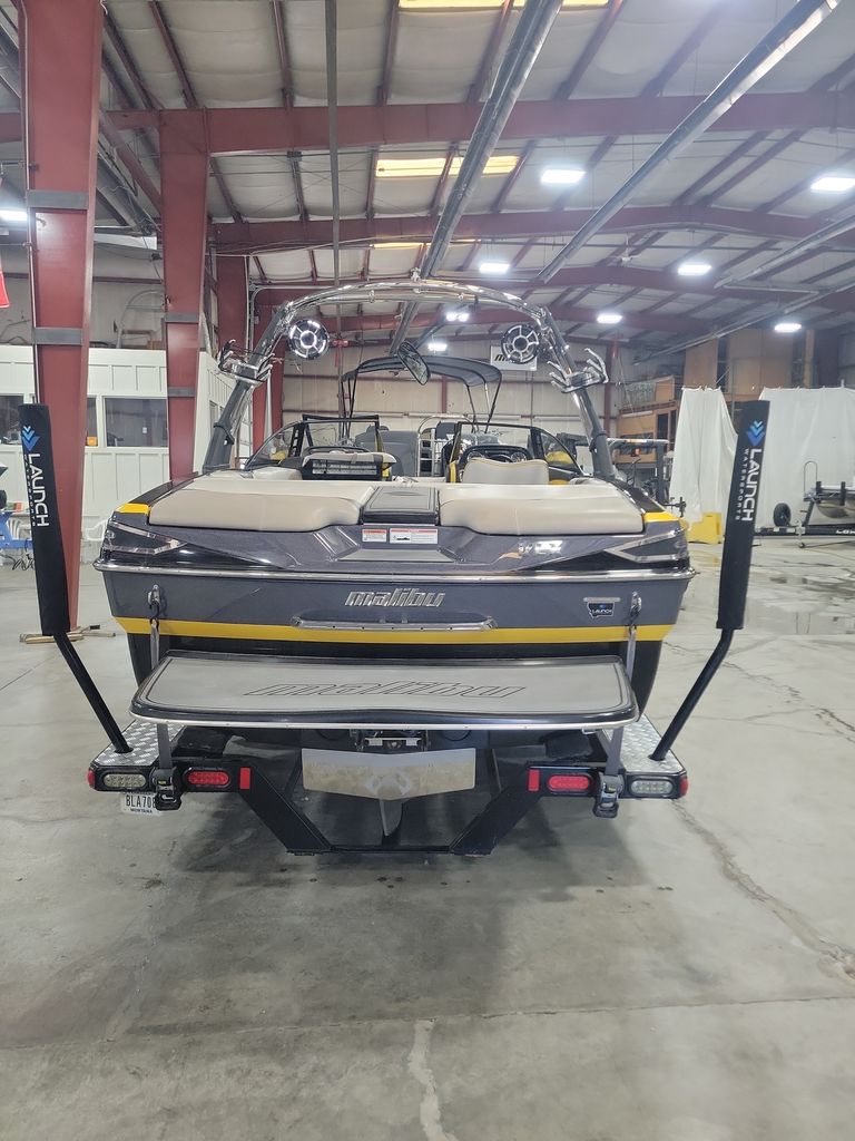 2012 malibu boats 21VLX