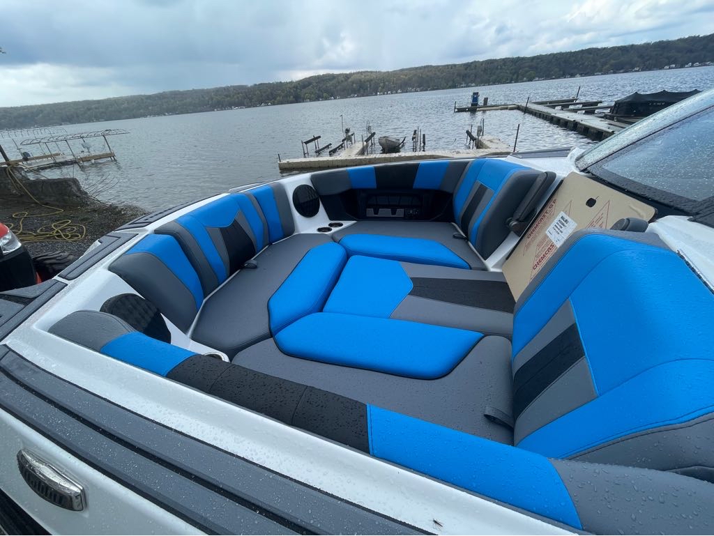2023 Malibu Boats 24MXZ