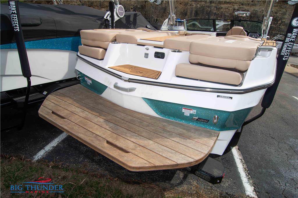 2024 MasterCraft XT24