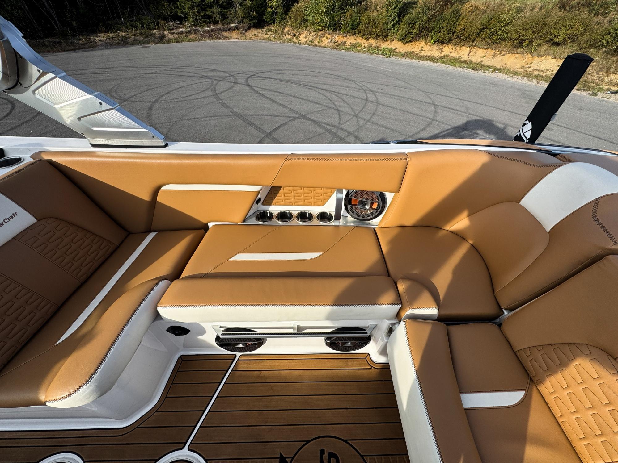 Mastercraft X26 2020-Freshwater