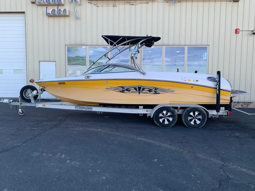 boat.Title